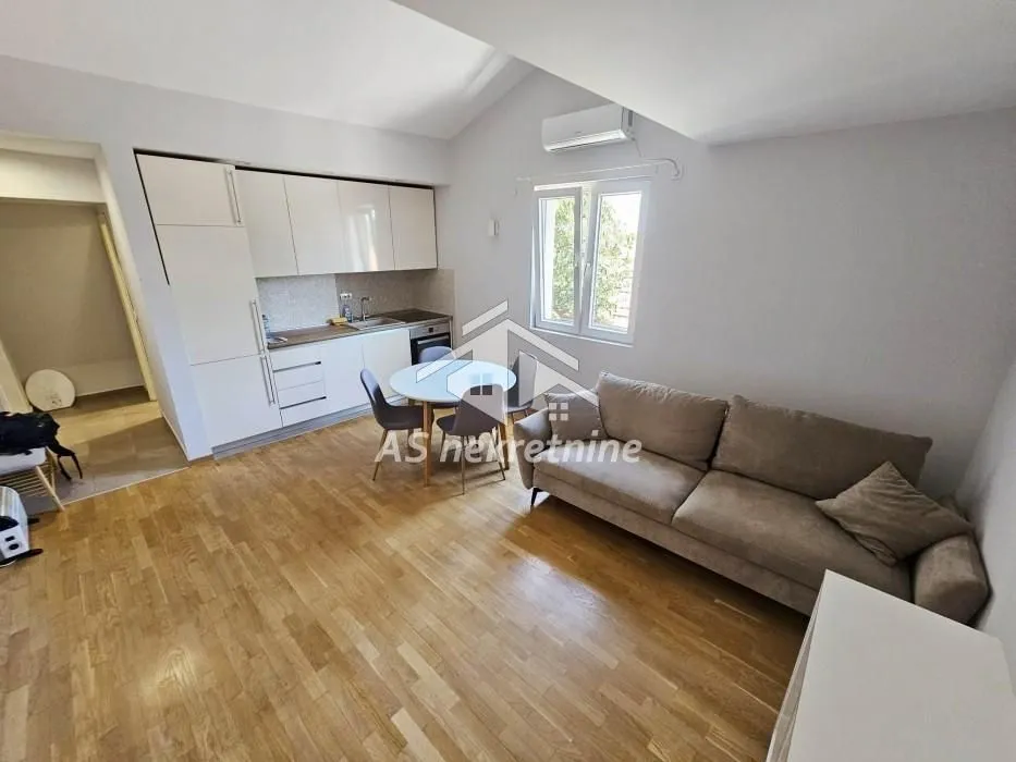 Rent, two bedroom apartment, 40m², Zemun Novi Grad, Zemun Sve Podlokacije