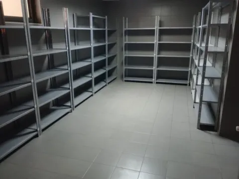 Izdavanje, poslovni prostor, 450m², Leštane, Grocka - image 12