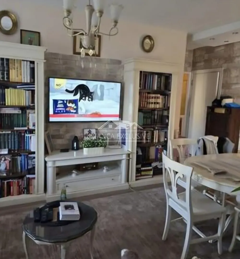 Sale, two bedroom apartment, 50m², Stari Grad, Beograd
