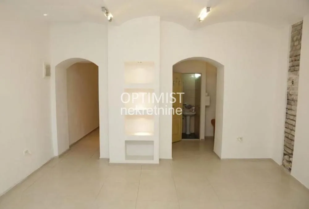 Sale, office space, 38m², Stari Grad, Beograd