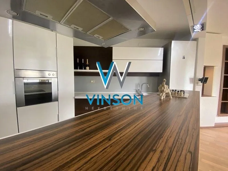 Prodaja, dvosoban stan, 66m², Lipov gaj, Novi Sad Sve Podlokacije