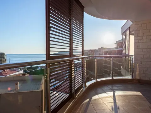 Prodaja, dvosoban stan, 95m², Bečići, Budva