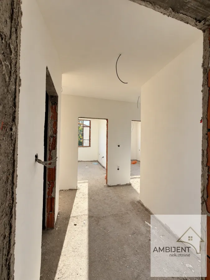 Prodaja, dvosoban stan, 61m², Centar, Pančevo