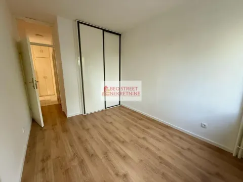 Izdavanje, poslovni prostor, 70m², Novi Beograd Blok 23, Novi Beograd Sve Podlokacije - image 6