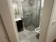 Izdavanje, trosoban stan, 120m², Obala Đuraševića, Tivat - image 9