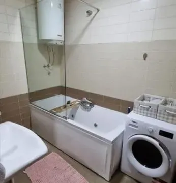 Izdavanje, trosoban stan, 88m², Kalenić Pijaca, Vračar Sve Podlokacije - image 13