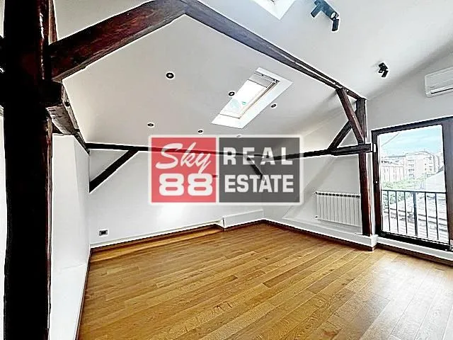 Prodaja, trosoban stan, 66m², Vračar Hram, Vračar Sve Podlokacije