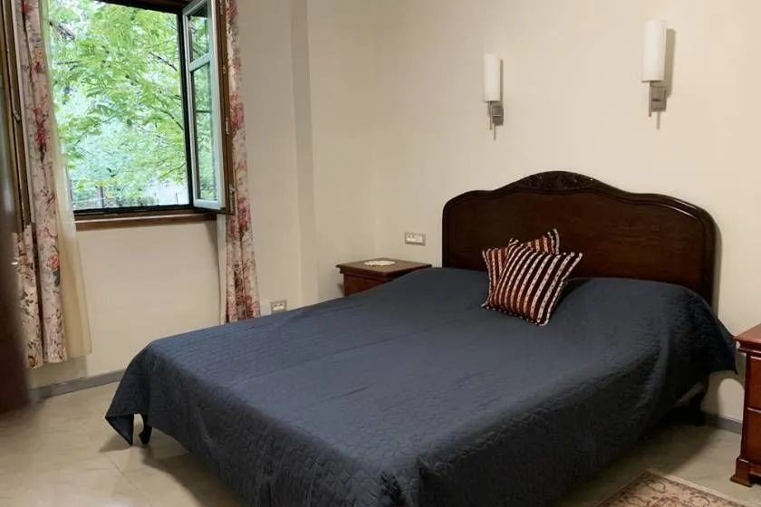 Rent, two bedroom apartment, 63m², Vračar Sve Podlokacije, Beograd