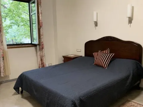 Rent, two bedroom apartment, 63m², Vračar Sve Podlokacije, Beograd - image 4
