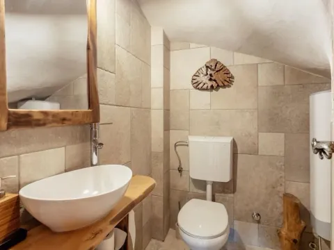 Prodaja, kuća, 70m², Vrbanj, Herceg Novi - image 7