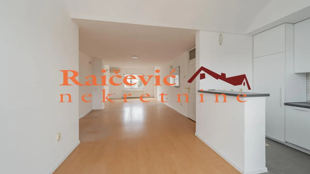 Prodaja, četvorosoban stan, 176m², Autokomanda, Voždovac Sve Podlokacije