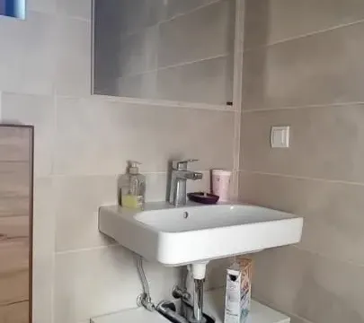 Prodaja, kuća, 79m², Sremska Kamenica, Petrovaradin - image 15