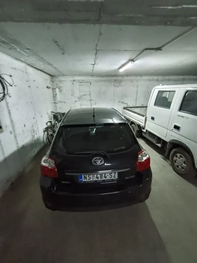 Prodaja, parking/garaža, 18m², Bulevar Oslobodjenja, Novi Sad Sve Podlokacije