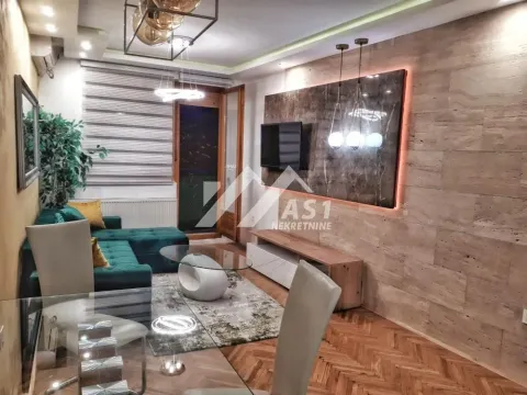 Izdavanje, dvosoban stan, 42m², Centar, Novi Sad - image 2