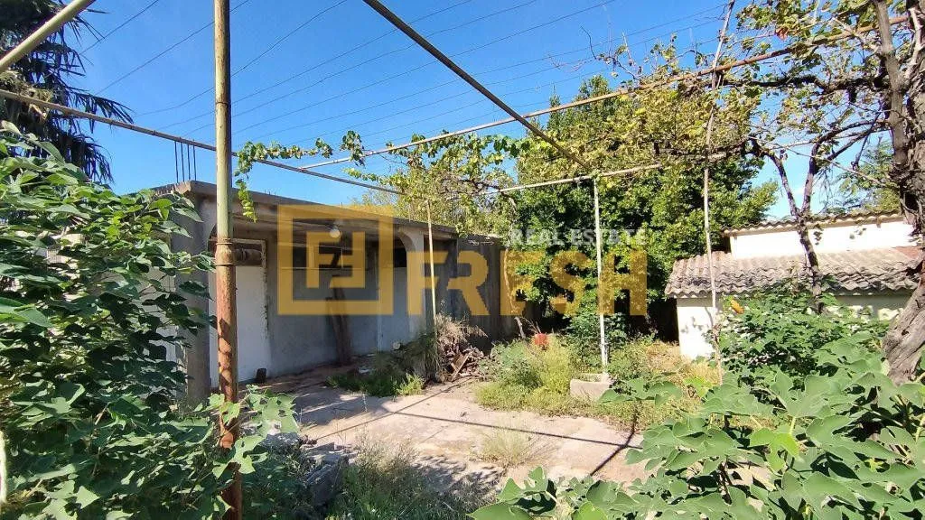 Sale, land lot, 1300m², Farmaci, Podgorica