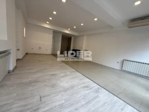 Izdavanje, poslovni prostor, 62m², Stari Grad, Beograd - image 7