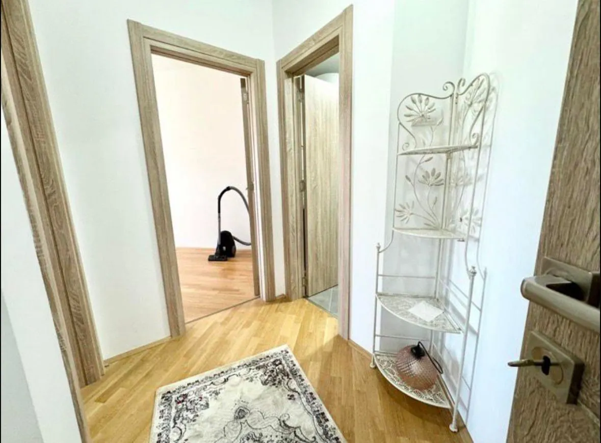 Izdavanje, dvosoban stan, 75m², Ljubović, Podgorica