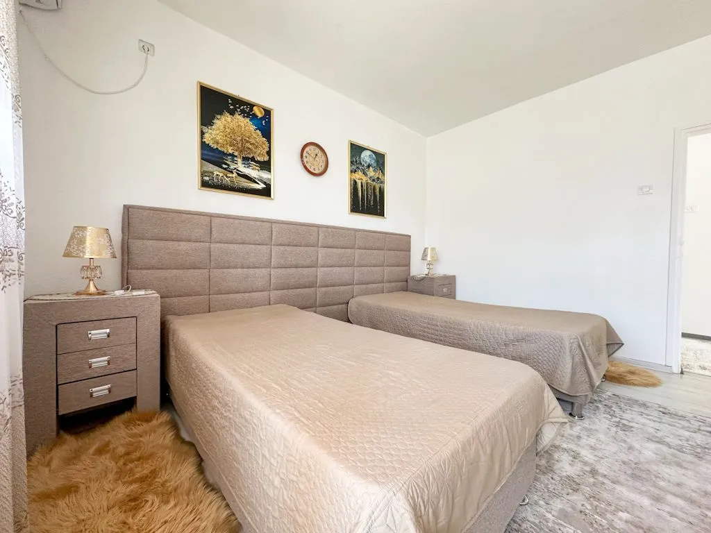 Izdavanje, kuća, 104m², Tološi, Podgorica