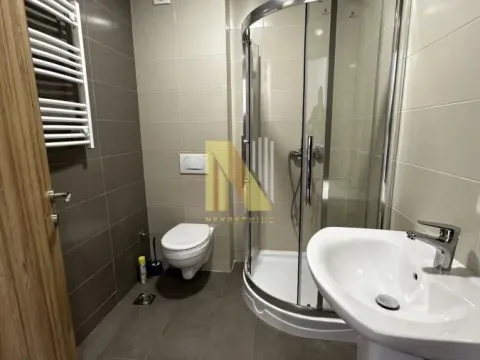 Prodaja, četvorosoban stan, 80m², Mišeluk, Petrovaradin - image 10