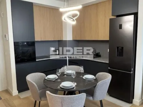 Rent, two bedroom apartment, 62m², Savski Venac, Beograd - image 5