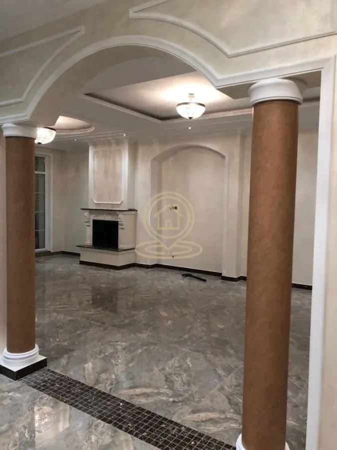 Izdavanje, poslovni prostor, 500m², Čukarica, Beograd