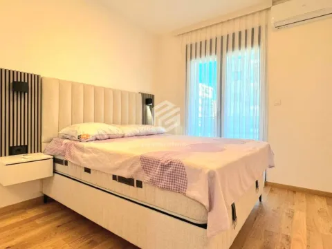 Izdavanje, jednosoban stan, 47m², City Kvart, Podgorica - image 9