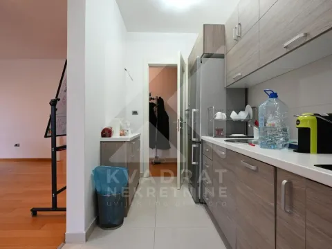 Prodaja, trosoban stan, 114m², Centar, Podgorica - image 6