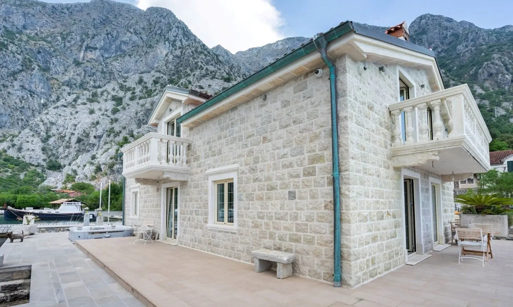 Sale, house, 165m², Ljuta, Kotor