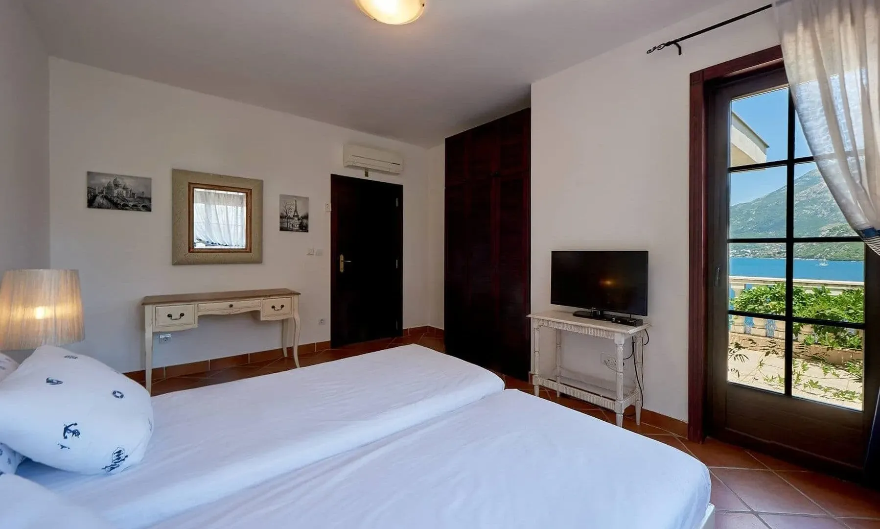 Sale, house, 235m², Kostanjica, Kotor