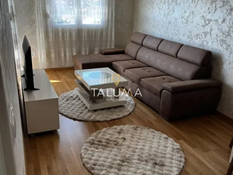 Prodaja, jednosoban stan, 43m², Stari Aerodrom, Podgorica - image 2