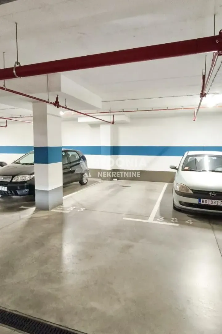 Prodaja, jednosoban stan, 37m², Zemun Sve Podlokacije, Beograd