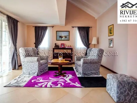 Prodaja, trosoban stan, 220m², Dobrota, Kotor - image 12