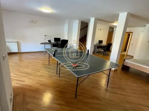 Rent, office space, 320m², Višnjička Banja, Palilula Sve Podlokacije - image 5