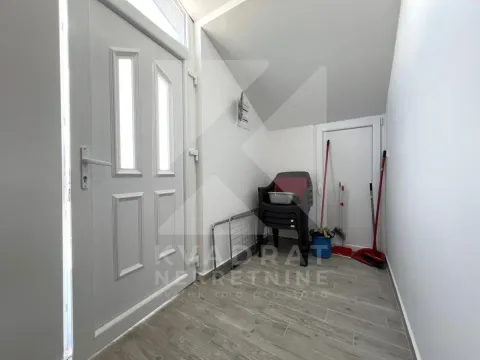 Rent, three bedroom apartment, 76m², Donja Gorica, Podgorica - image 13