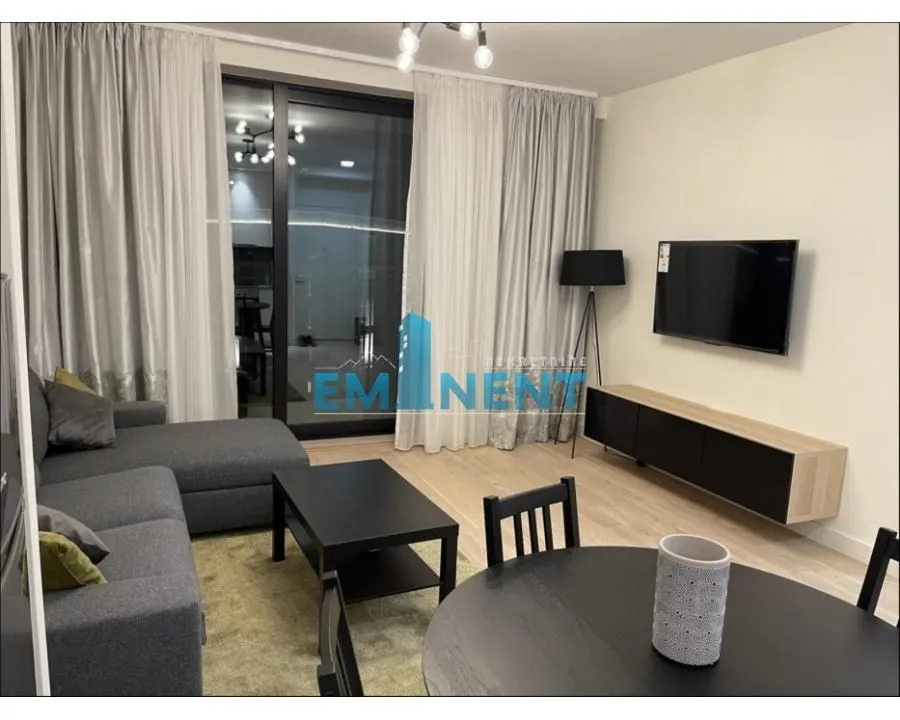 Izdavanje, dvosoban stan, 51m², Savski Venac, Beograd