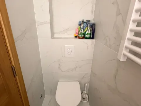 Izdavanje, dvosoban stan, 61m², Tološi, Podgorica - image 15