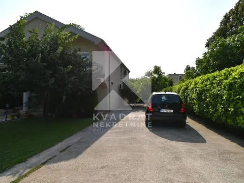 Izdavanje, kuća, 250m², Donja Gorica, Podgorica - image 4