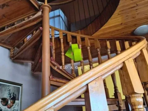 Izdavanje, trosoban stan, 120m², Centar, Niš - image 14