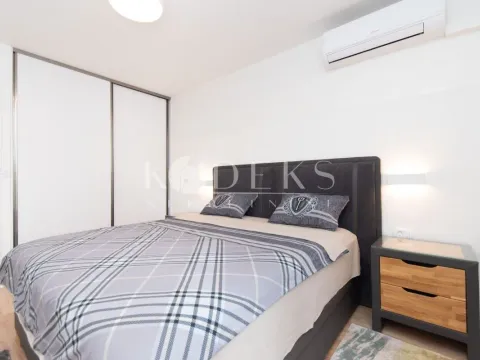 Izdavanje, dvosoban stan, 86m², Centar, Podgorica - image 7