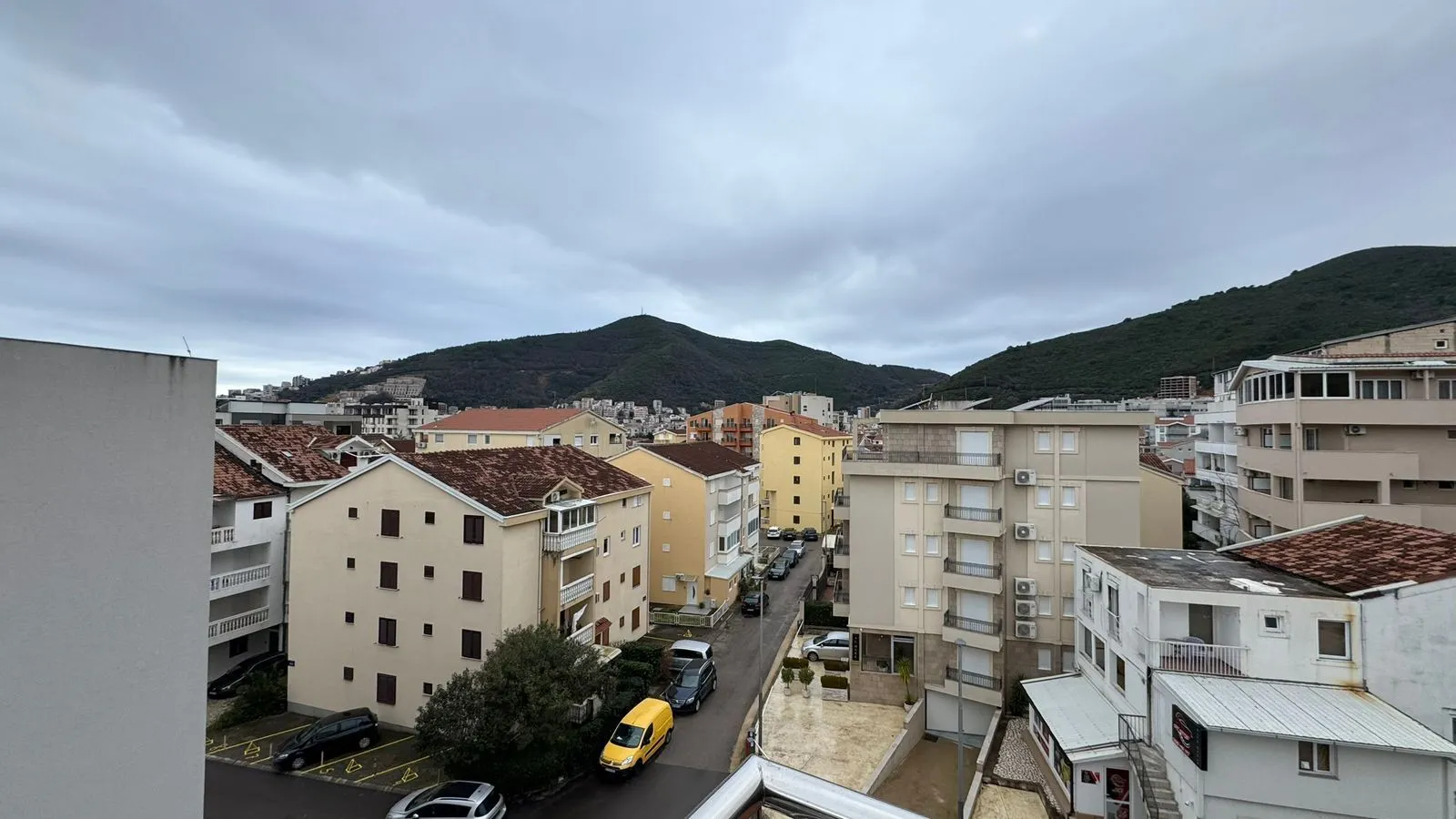 Rent, two bedroom apartment, 55m², Velji Vinogradi, Budva