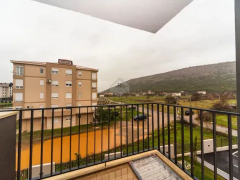 Izdavanje, jednosoban stan, 40m², Tološi, Podgorica - image 10