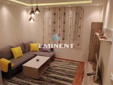Izdavanje, jednosoban stan, 40m2, Palilula, Beograd Izdavanje, jednosoban stan, 40m2, Palilula, Beograd