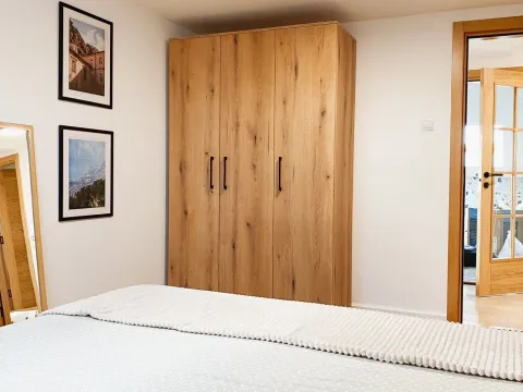 Izdavanje, dvosoban stan, 76m², Centar, Podgorica - image 8