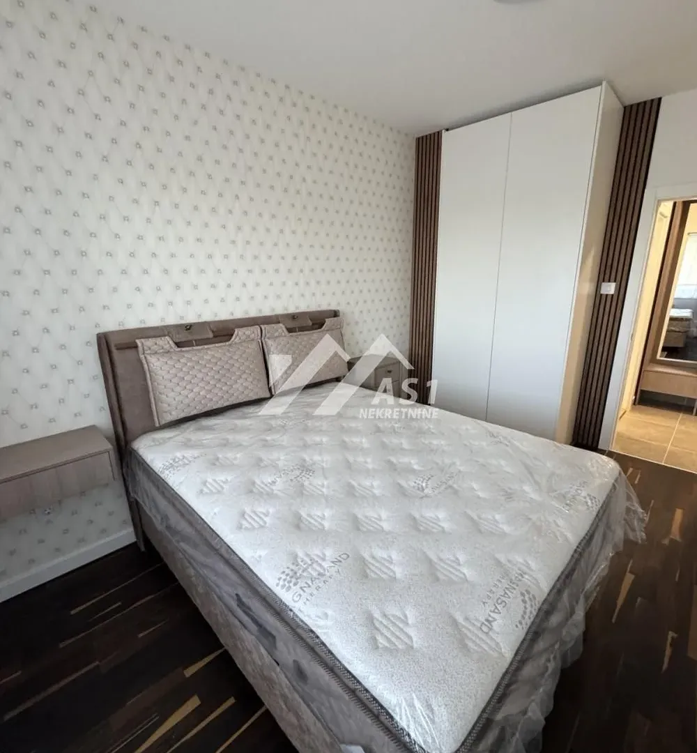 Izdavanje, dvosoban stan, 45m², Avijatičarsko naselje, Novi Sad Sve Podlokacije
