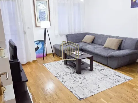 Izdavanje, jednosoban stan, 43m², City Kvart, Podgorica - image 4