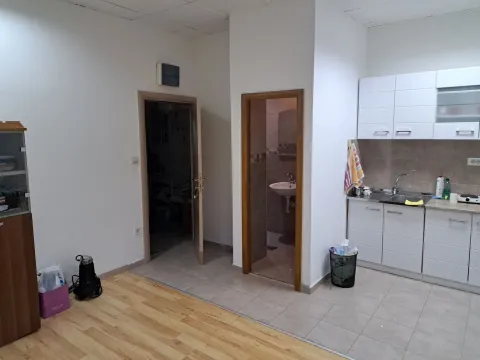 Prodaja, stan, 35m², Budva, Crna Gora - image 8