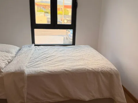 Izdavanje, dvosoban stan, 61m², Tološi, Podgorica - image 18