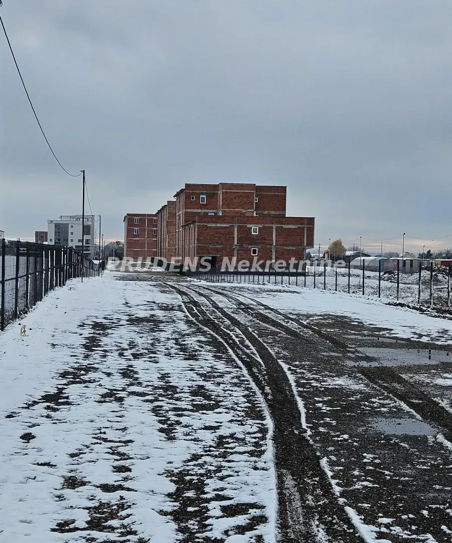 Prodaja, plac, 1100m², Ledine, Beograd