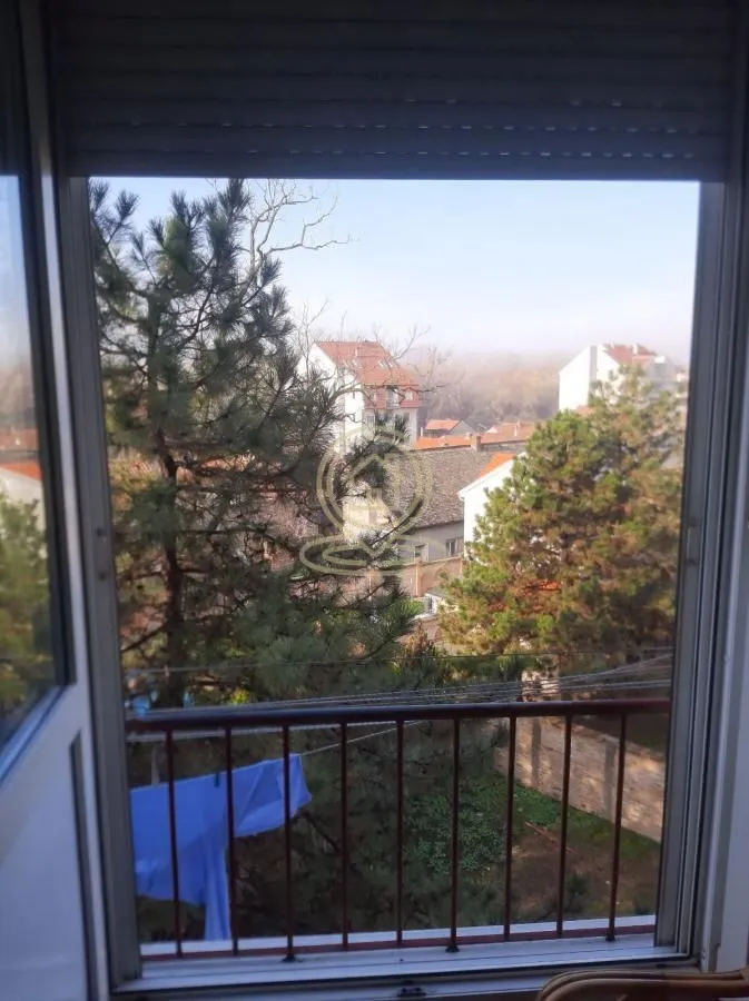 Prodaja, trosoban stan, 80m², Centar, Pančevo