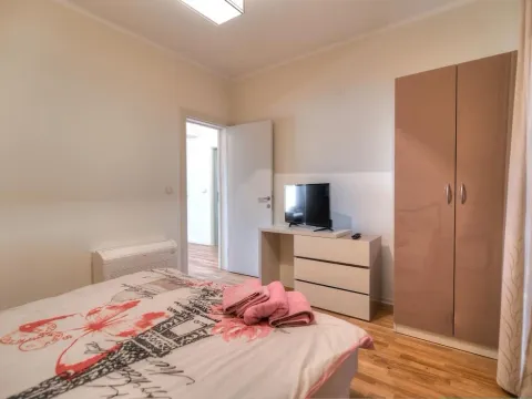 Prodaja, trosoban stan, 125m², Budva, Crna Gora